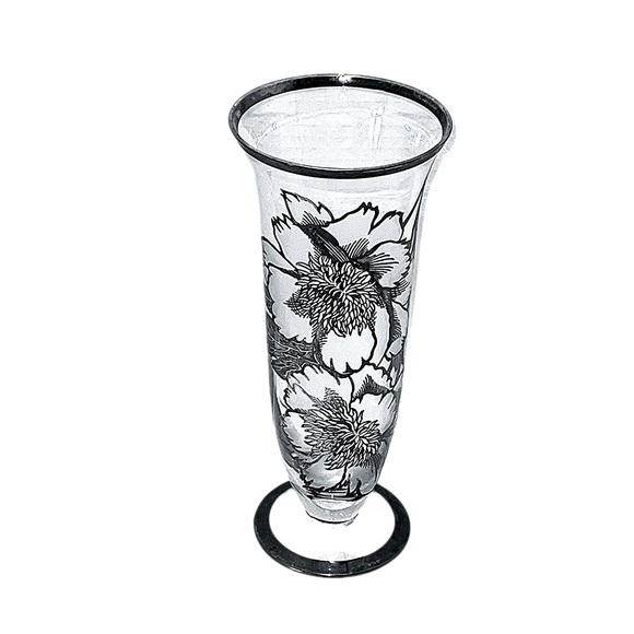 Sterling Silver Embossed Wedding Vase by: Silver City-Flanders Pattern - Picture 2 of 5